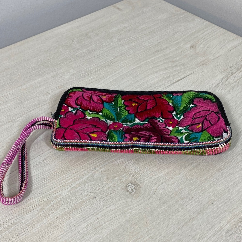 Guatemalan Embroidered Floral Wristlet Wallet Cotton Zip Around Clutch Bag Pink
